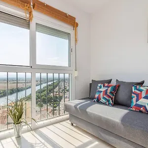 https://1-linea-playa-wifi-centro-piscinas.topcostabravahotels.com
